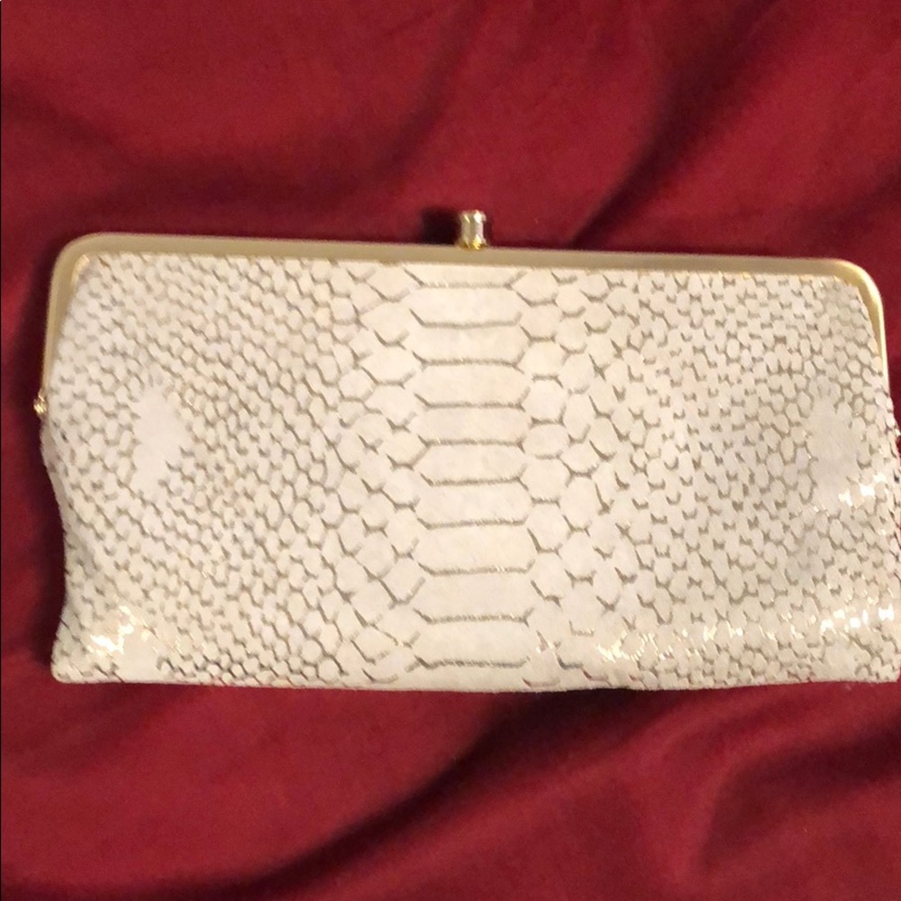 Hobo wallet clutch